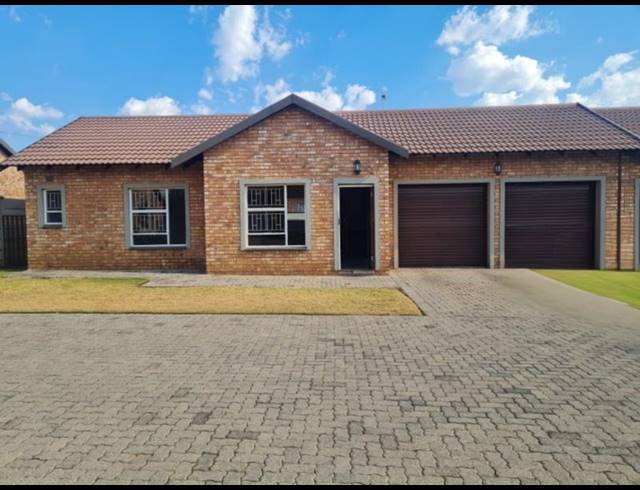 2 BEDROOM PROPERTY TO RENT IN RIVERSDALE